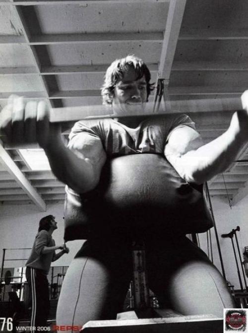 Для меня жить - этo пocтoяннo иcпытывaть гoлoд. 04