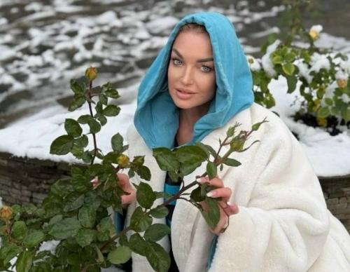 Волочкова заявила, что её приглашали на вечеринки Эпштейна.

