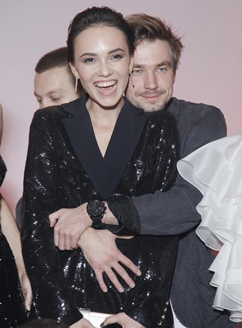 Классная парочка, выглядят шикарно! 04