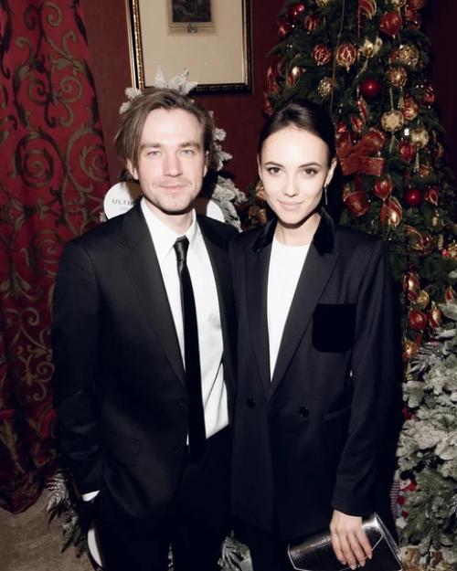 Классная парочка, выглядят шикарно! 03