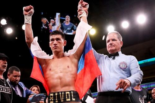 Кто бы мог подумать, бивол смог победить великого Альвареса. 03