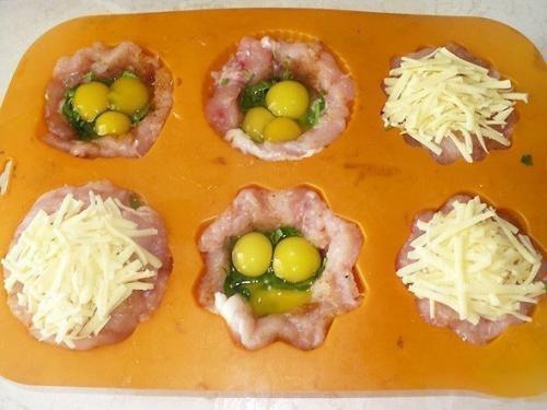 Куриные маффины с начинкой. 04