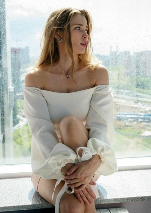 36-Летняя Алина Ланина призналась, почему не вышла замуж за отца своих детей. 03