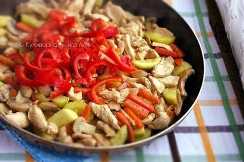 Соте с курицей и грибами. 07