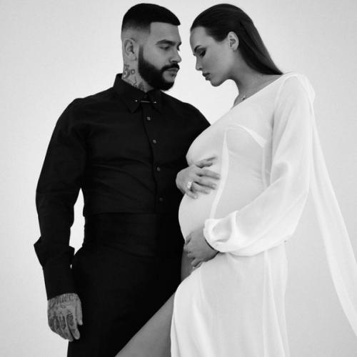 У Тимати и Анастасии Решетовой недавно родился сын. 03