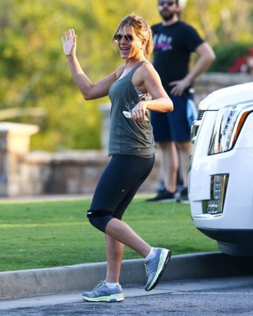 Можно ли добиться красивых и подтянутых ягодиц без дополнительного инвентаря? 02