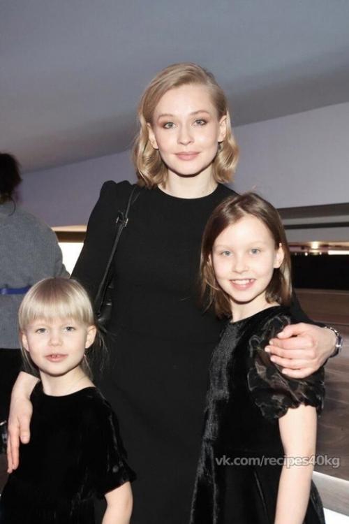 Юлия пересильд с дочками. 03