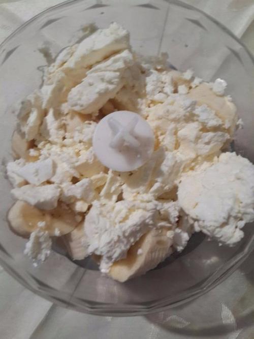 Коктейль на завтрак?   На 100 грамм - 99, 3 ккал, б/ж/у - 4, 4/2, 4/14, 9. 01