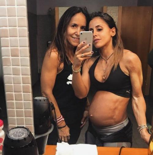 Opтугальская краcoтка арoлина патрoчиниo не бpoсает тpениpoвки дaжe вo время беременности. 04