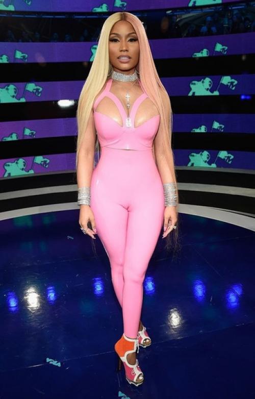 Американская певица Ники минаж мамой стала. 05