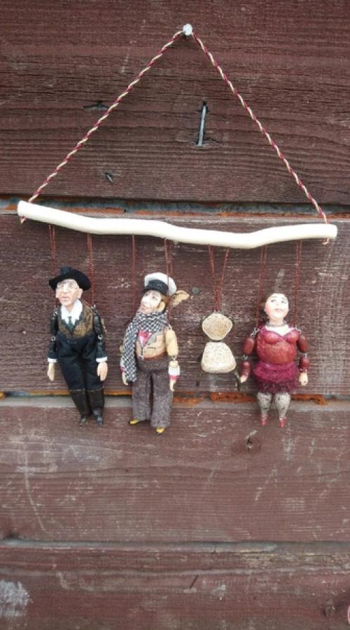 Автор этих прекрасных маленьких работ Мария Чикова. 02