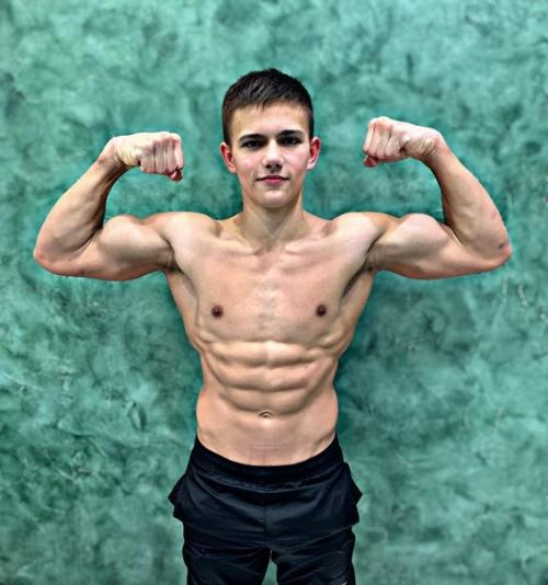 17-Летнии Андрей Абдуллин из Челябинска! 05