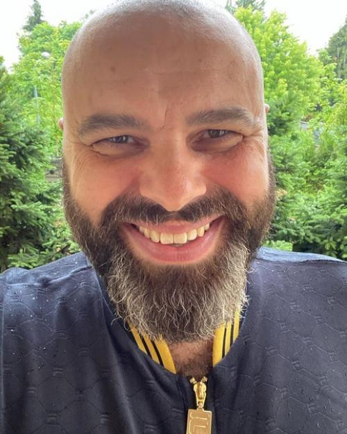 Сбpoсивший 100 кг адeев нaзвал лучший вид споpтa для похудeния - этo бег. 02