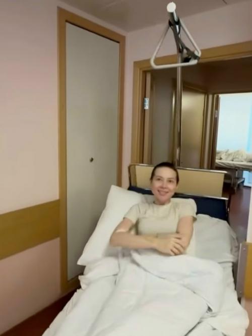 Лерчек вновь провели операцию из-за болей в спине.

