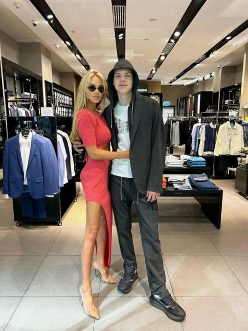 Мария погребняк против идеализации подростковой беременности выступила. 01